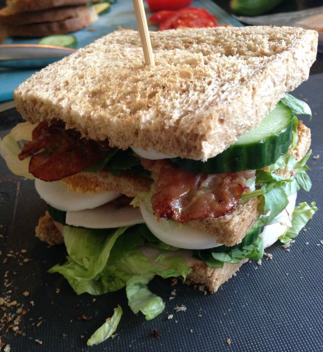 sandwich-bacon-kip-lunchlovers-lekkers-voor-onderweg